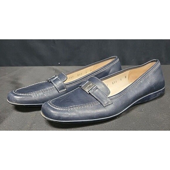 Ferragamo Women’s Navy Blue Leather Loafers Flats Size 5 B US - Picture 1 of 6